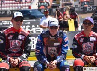 Remisowe derby. Bonus jedzie do Poznania