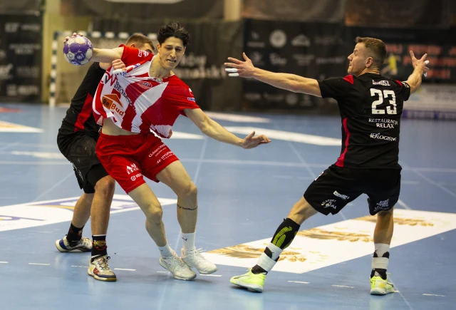 Ostrovia wygrywa z Piotrkowianinem