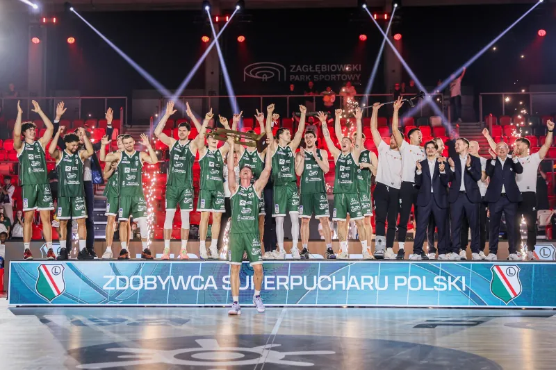Legia Warszawa wygrywa Superpuchar Polski im. Adama Wójcika